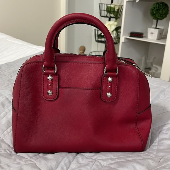 Michael Kors Saffiano Small
Satchel in Dark Cherry Red - Picture 3 of 7